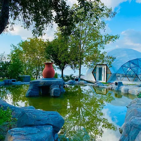 Hotel Phalesia Glamping *