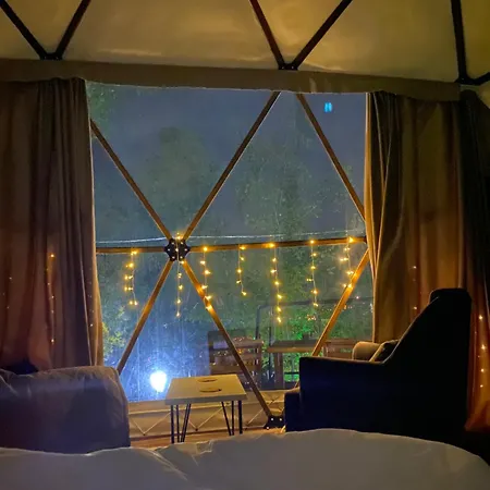 Phalesia Glamping Hotel *