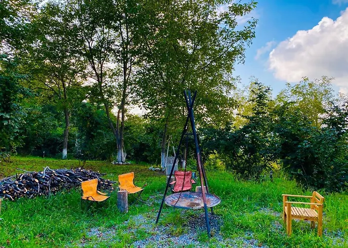 Phalesia Glamping * ספנג'ה