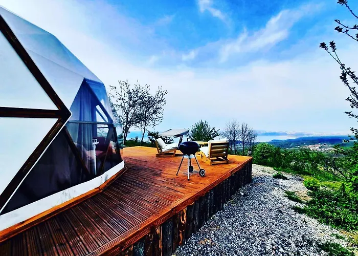 Phalesia Glamping * ספנג'ה