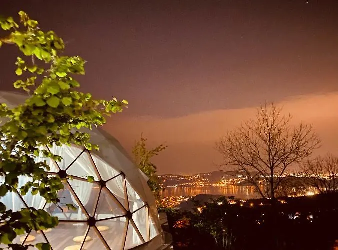 Phalesia Glamping * ספנג'ה