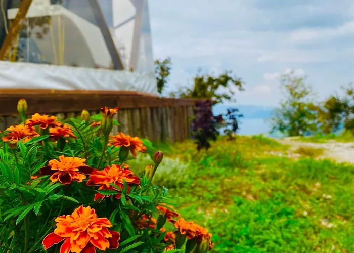 מלון Phalesia Glamping